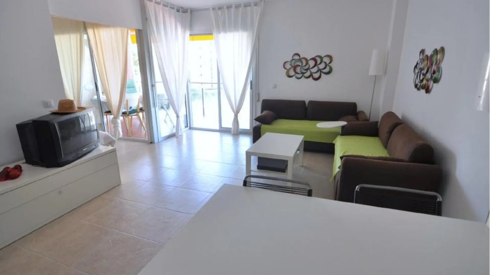 Rnet - Apartment Roses Les Marines Gregal