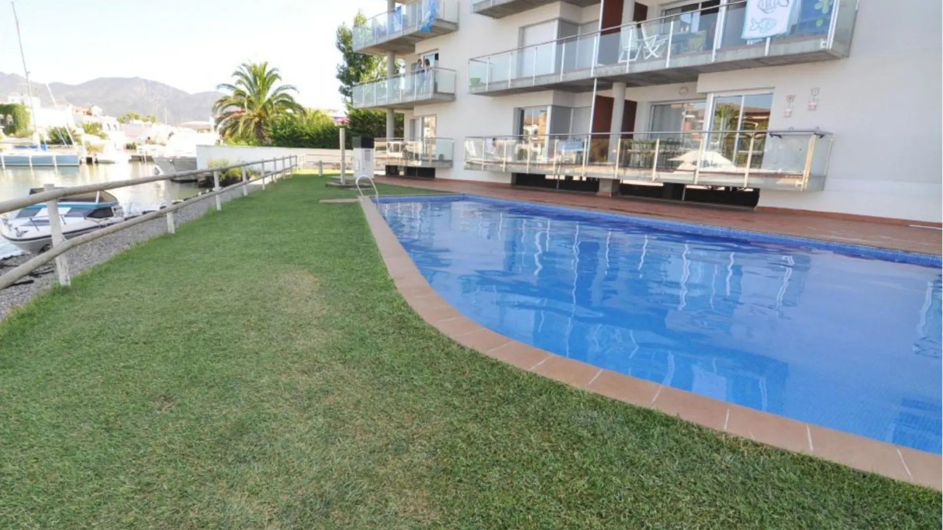 Rnet - Apartment Roses Les Marines Gregal Spanien